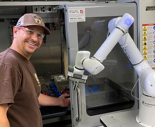 The OB7 Cobot Makes it Easy to Maintain Social Distancing on the Shop Floor