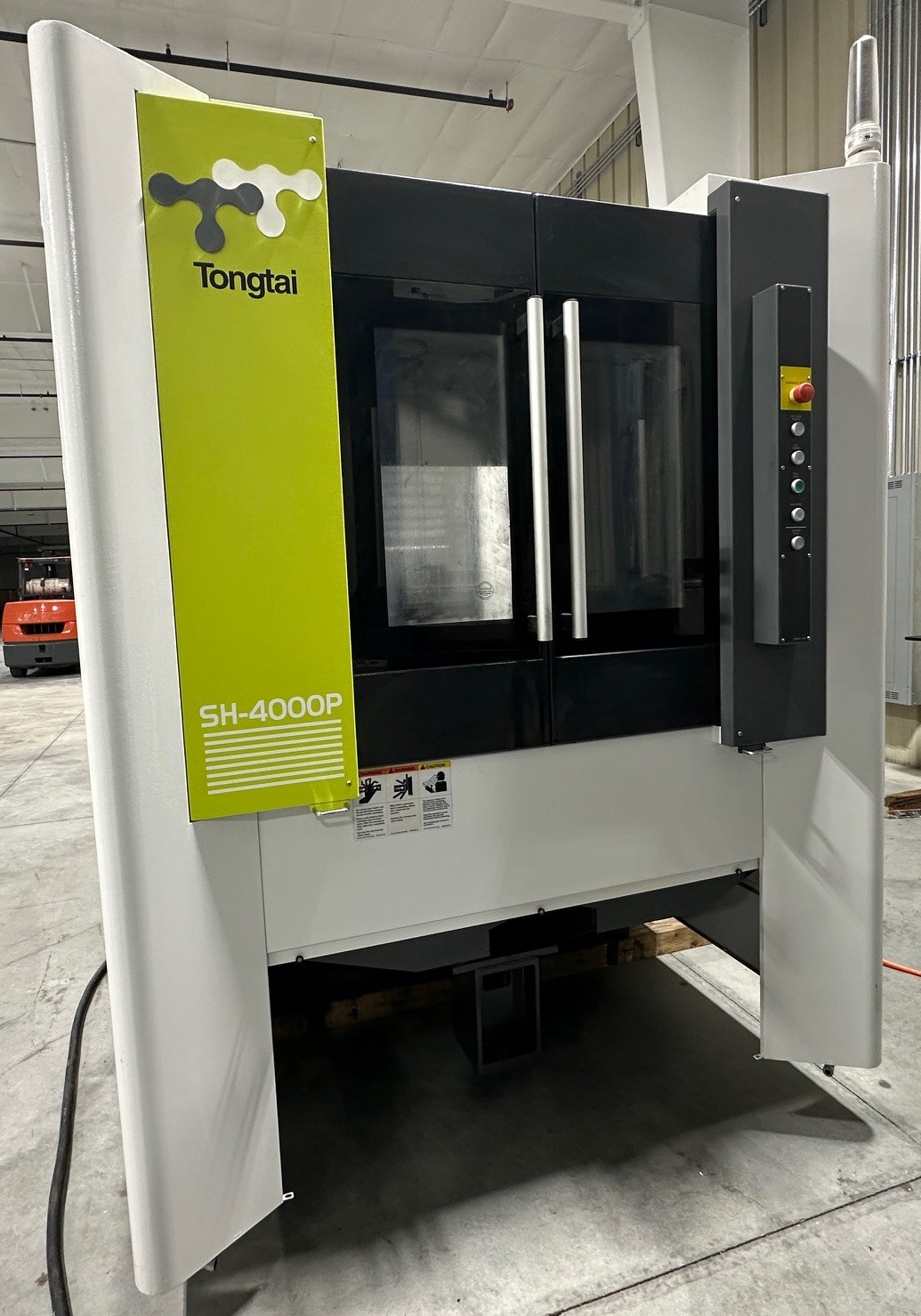 Tongtai Shv-4000 Horizontal Machining Center (Used)
